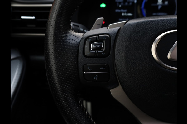Lexus RC 300h F SPORT Line | Mark Levinson | Stoelventilatie | Safety Pac