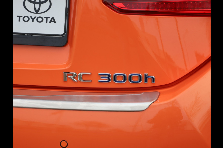 Lexus RC 300h F SPORT Line | Mark Levinson | Stoelventilatie | Safety Pac