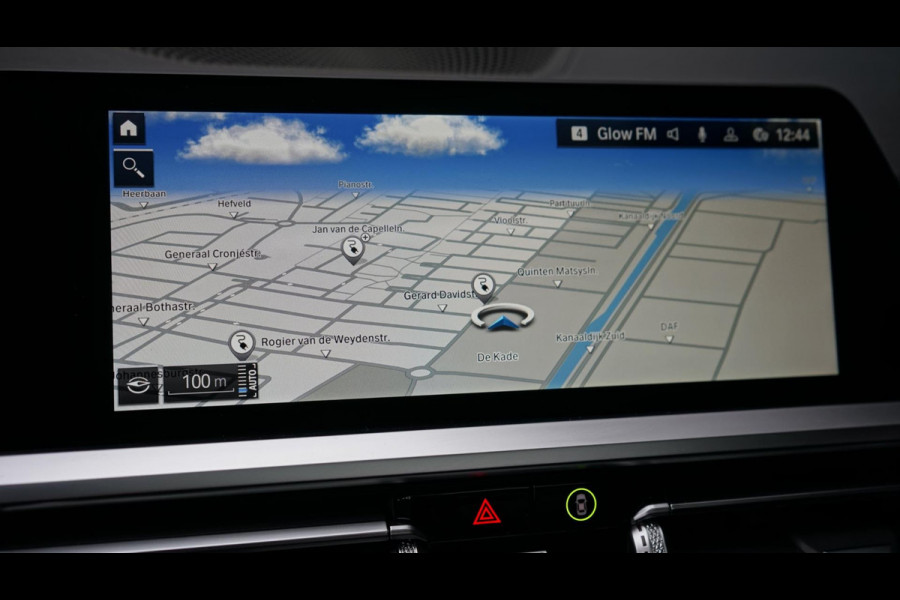 BMW 3-serie 320e M-Sport Shadow Line AUTOMAAT-360 CAMERA-ALCANTARA-AMBIANCE-CARBON-CRUISE-FULL LED-KEYLESS-MEMORY-PANORAMA