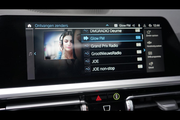 BMW 3-serie 320e M-Sport Shadow Line AUTOMAAT-360 CAMERA-ALCANTARA-AMBIANCE-CARBON-CRUISE-FULL LED-KEYLESS-MEMORY-PANORAMA