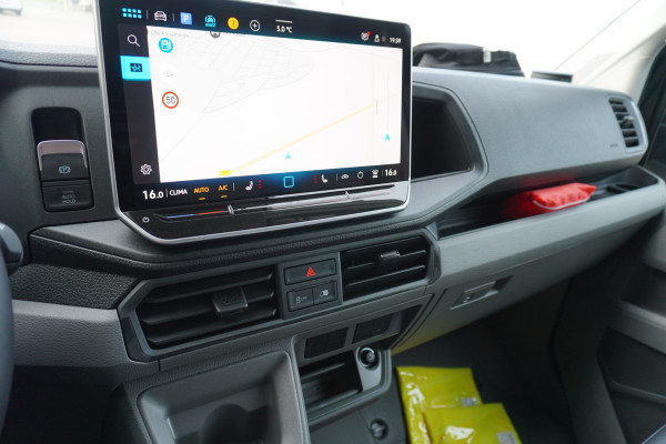 Volkswagen Crafter 35 2.0 TDI 177PK L3H2 Facelift L3H2 Automaat nr. V148 | Airco | Cruise | Navi | Camera