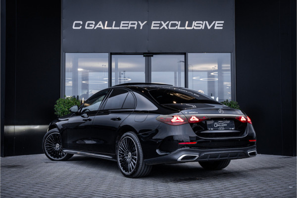 Mercedes-Benz E-Klasse E300 e AMG Line - Origineel NL | Panorama | Passenger Display | Burmester | Memory