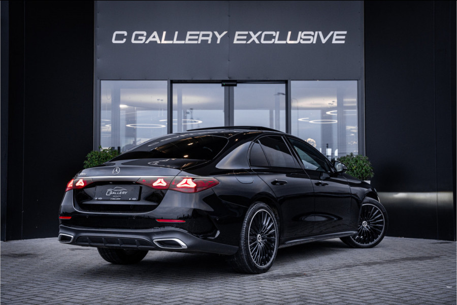 Mercedes-Benz E-Klasse E300 e AMG Line - Origineel NL | Panorama | Passenger Display | Burmester | Memory