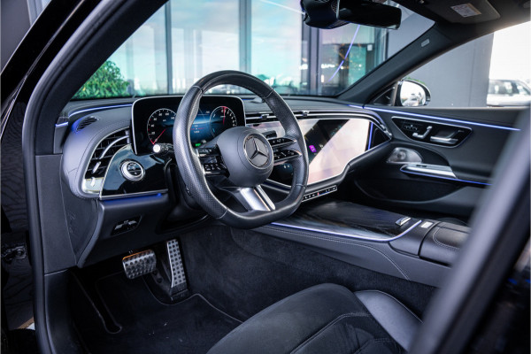 Mercedes-Benz E-Klasse E300 e AMG Line - Origineel NL | Panorama | Passenger Display | Burmester | Memory