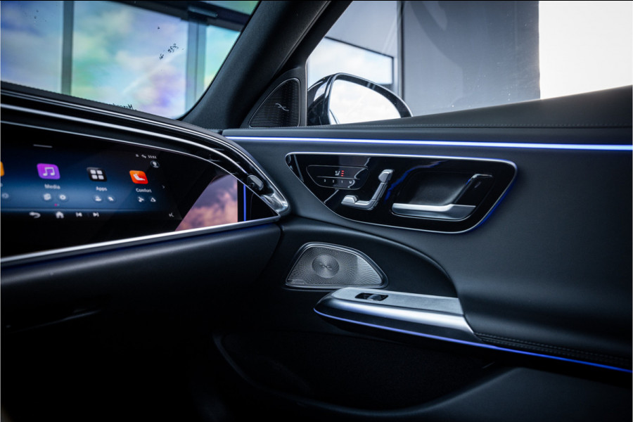 Mercedes-Benz E-Klasse E300 e AMG Line - Origineel NL | Panorama | Passenger Display | Burmester | Memory