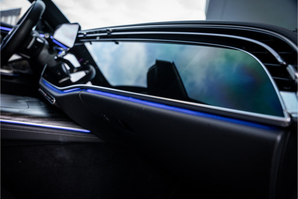 Mercedes-Benz E-Klasse E300 e AMG Line - Origineel NL | Panorama | Passenger Display | Burmester | Memory