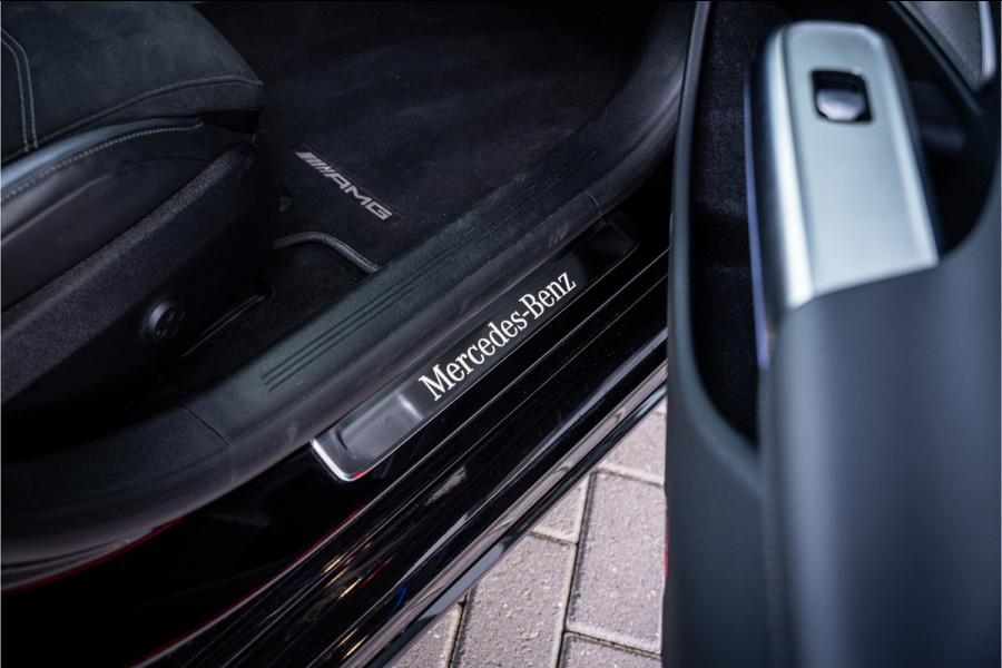 Mercedes-Benz E-Klasse E300 e AMG Line - Origineel NL | Panorama | Passenger Display | Burmester | Memory
