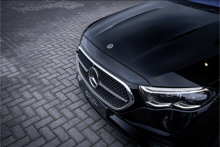 Mercedes-Benz E-Klasse E300 e AMG Line - Origineel NL | Panorama | Passenger Display | Burmester | Memory