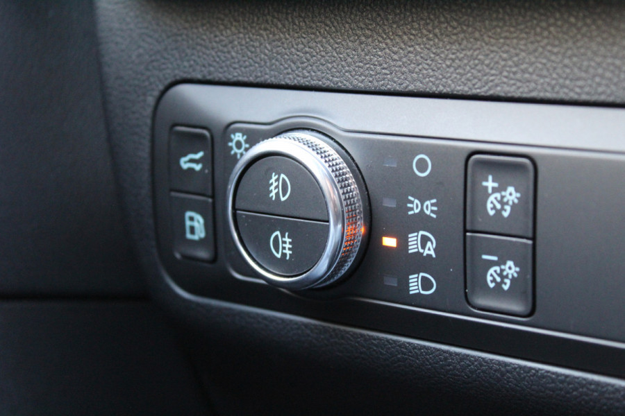 Ford Kuga 2.5 PHEV ST-Line X | Trekhaak | B&O | BLIS | Navigatie | Winterpack