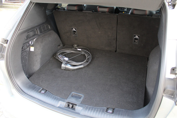 Ford Kuga 2.5 PHEV ST-Line X | Trekhaak | B&O | BLIS | Navigatie | Winterpack