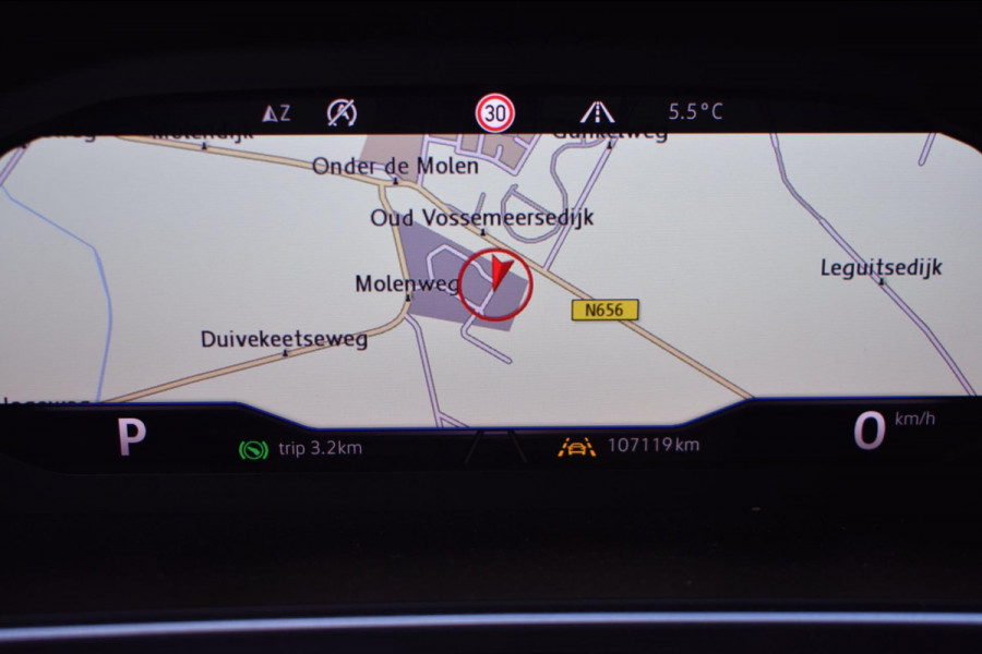 Volkswagen Tiguan 1.5 TSI ACT R-Line | TREKHAAK | NAP | APPLE CARPLAY | ANDROID AUTO | ADAPT. CRUISE CONTROLE | VIRTUAL COCKPIT