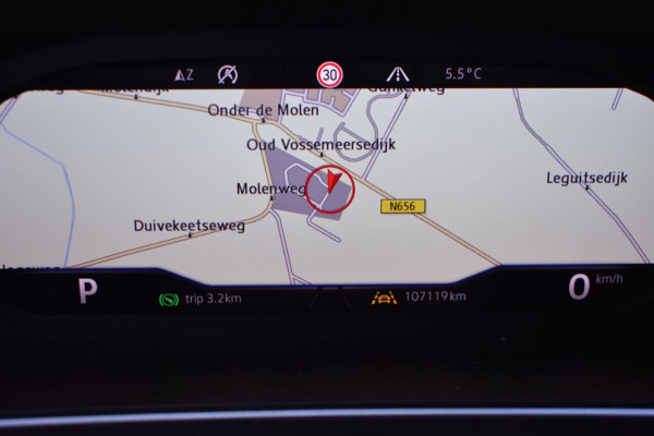 Volkswagen Tiguan 1.5 TSI ACT R-Line | TREKHAAK | NAP | APPLE CARPLAY | ANDROID AUTO | ADAPT. CRUISE CONTROLE | VIRTUAL COCKPIT