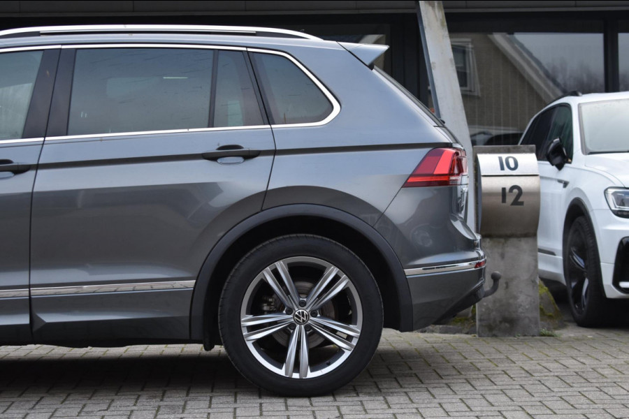 Volkswagen Tiguan 1.5 TSI ACT R-Line | TREKHAAK | NAP | APPLE CARPLAY | ANDROID AUTO | ADAPT. CRUISE CONTROLE | VIRTUAL COCKPIT