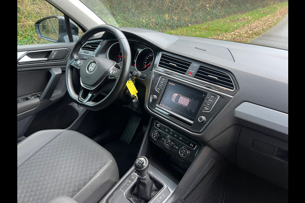 Volkswagen Tiguan 1.4 TSI Comfortline Business | ACC + Trekhaak + Airco Nu € 12.950,-!!!