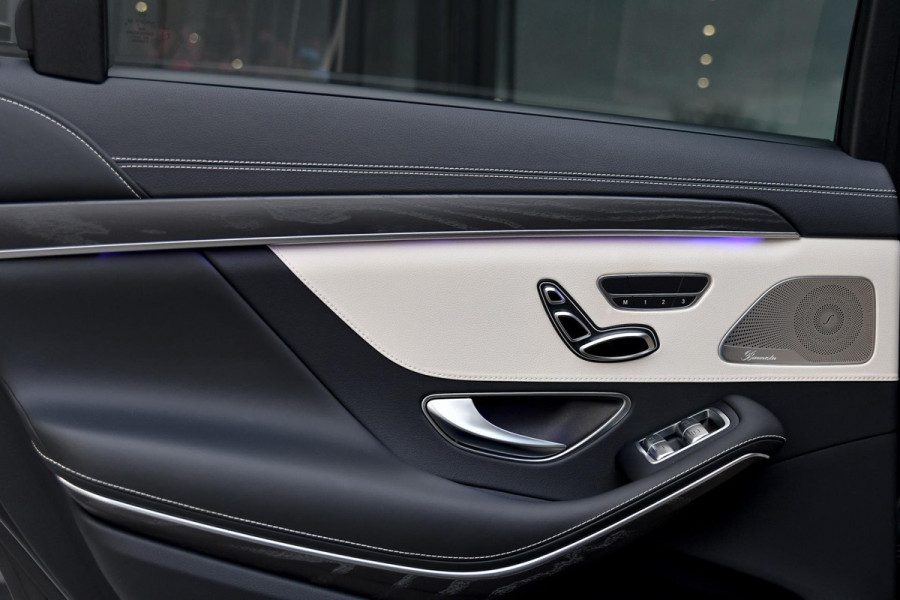 Mercedes-Benz S-Klasse 560 e AMG Lang. Burm High End, Massage, Koeling, Pano, Alcantara hemel, Softcl, HUD, Distro+, Memory, 360!