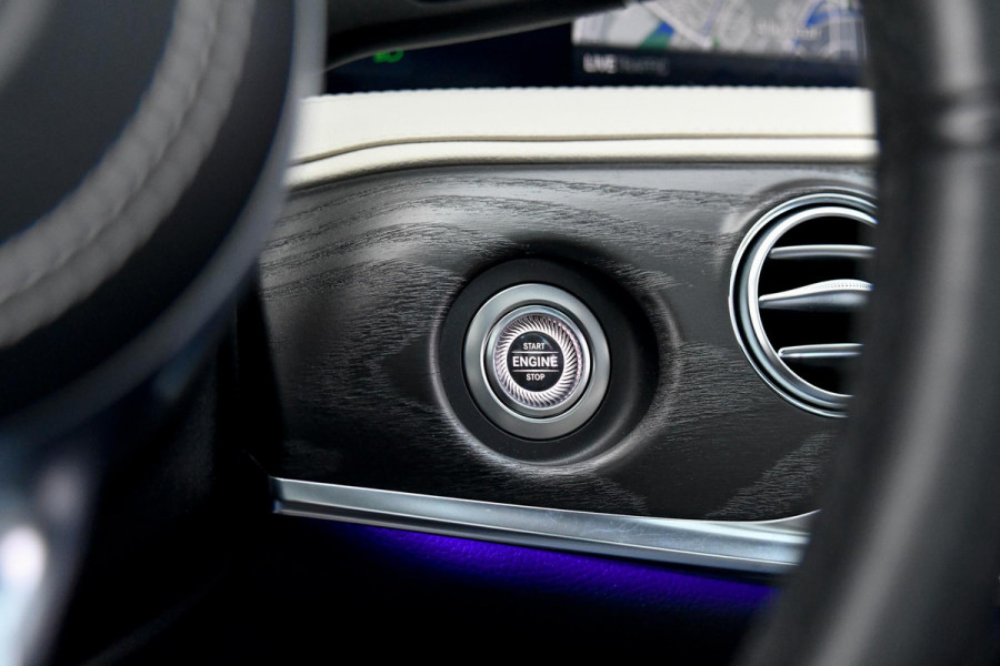 Mercedes-Benz S-Klasse 560 e AMG Lang. Burm High End, Massage, Koeling, Pano, Alcantara hemel, Softcl, HUD, Distro+, Memory, 360!