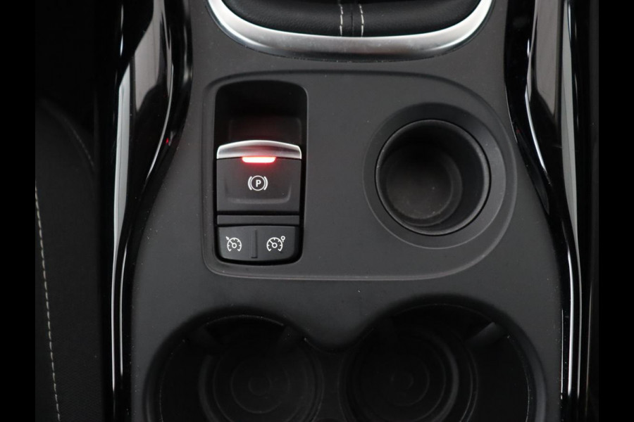 Renault Kadjar 1.3 TCe Limited | 60.872km NAP | Carplay | Navigatie | Climate control | Keyless | Parkeerhulp | Cruise control | DAB | Bluetooth