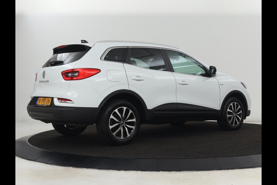 Renault Kadjar 1.3 TCe Limited | 60.872km NAP | Carplay | Navigatie | Climate control | Keyless | Parkeerhulp | Cruise control | DAB | Bluetooth