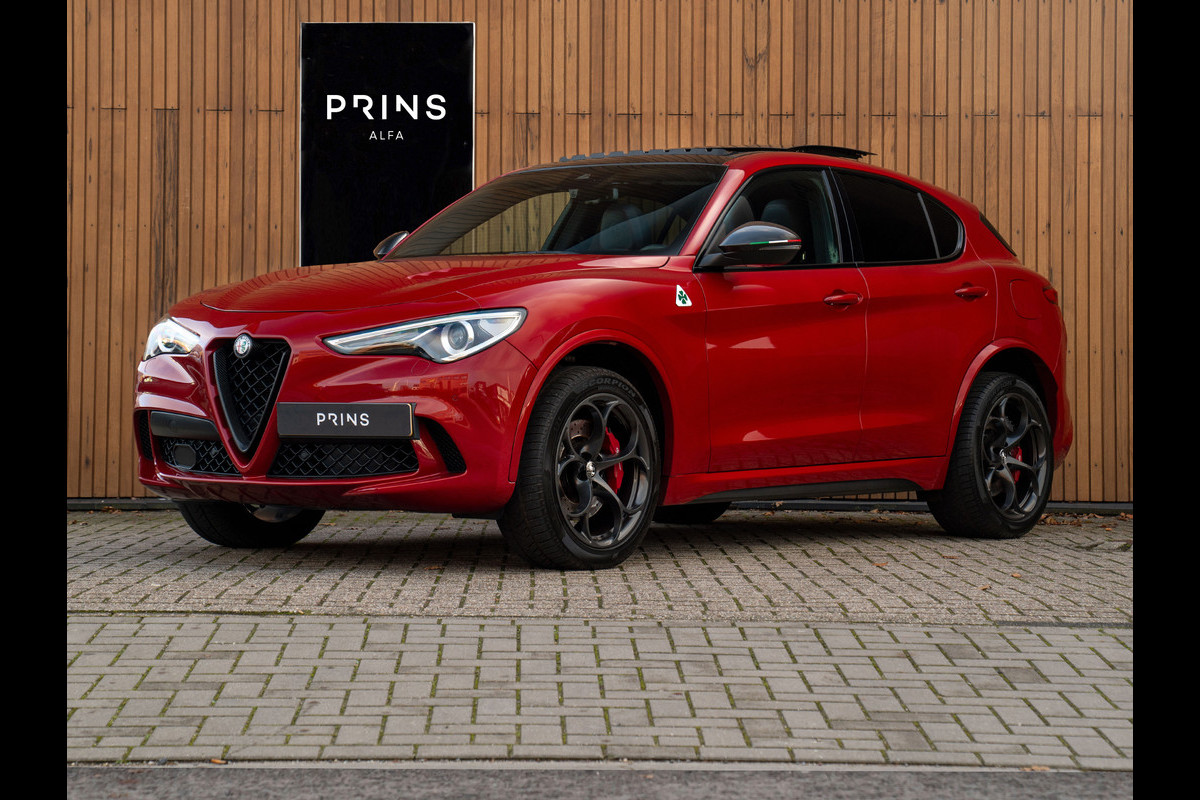 Alfa Romeo Stelvio 2.9 V6 AWD Quadrifoglio | Adapt. cruise | Veel carbon! | Pano-dak | Harman/Kardon | NL-auto