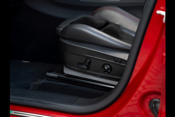 Alfa Romeo Stelvio 2.9 V6 AWD Quadrifoglio | Adapt. cruise | Veel carbon! | Pano-dak | Harman/Kardon | NL-auto