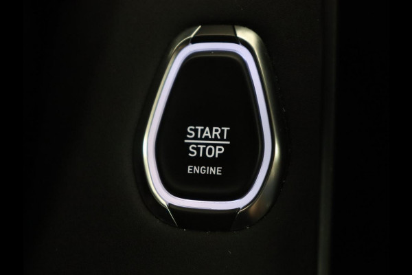 Lynk & Co 01 1.5 Plug In | 19.600 km NAP | Panoramadak | Infinity by Harman | Camera | Adaptive cruise | Stoelverwarming | Carplay | Memory | Full LED | PHEV