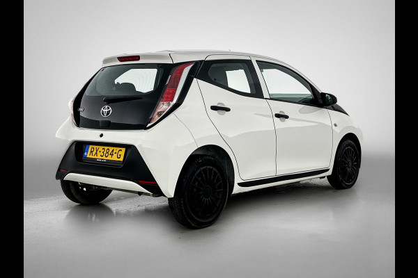 Toyota Aygo 1.0 VVT-i x-fun / Airconditioning / Elec. Pakket / Radio-Usb / Bluetooth / Apk 10-2026