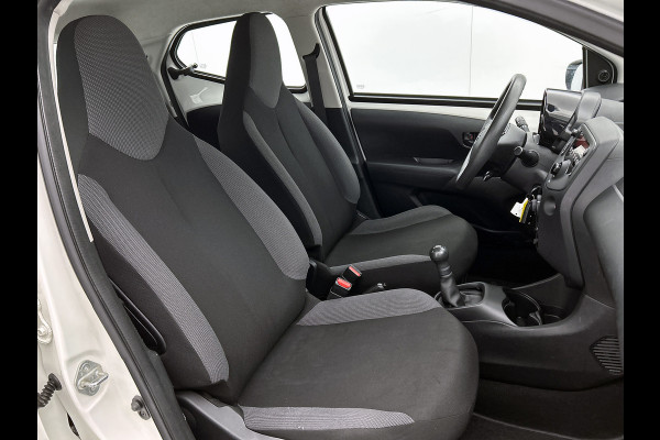 Toyota Aygo 1.0 VVT-i x-fun / Airconditioning / Elec. Pakket / Radio-Usb / Bluetooth / Apk 10-2026