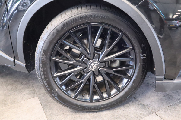 Toyota C-HR 1.8 Hybrid First Edition Navigatie Full-led JBL 18'inch-Lmv