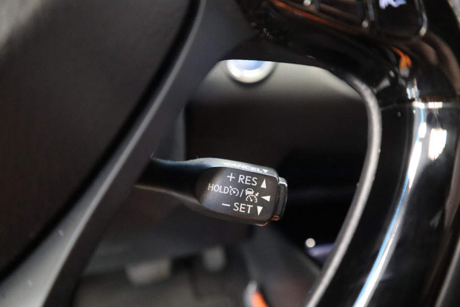 Toyota C-HR 1.8 Hybrid First Edition Navigatie Full-led JBL 18'inch-Lmv