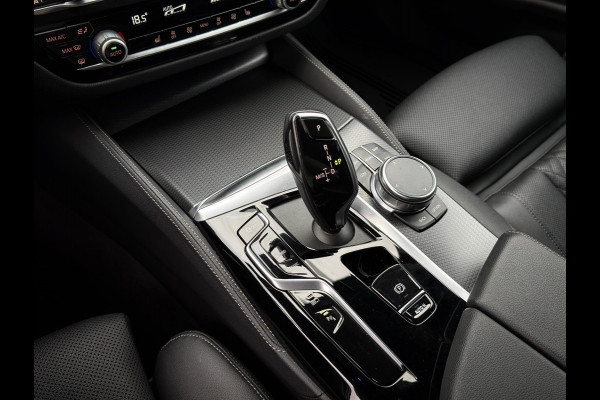 BMW 5 Serie Touring 530e Business Edition Plus M-Sport|Panorama|Shadow|Trekhaak|Stoel/stuurverwarming