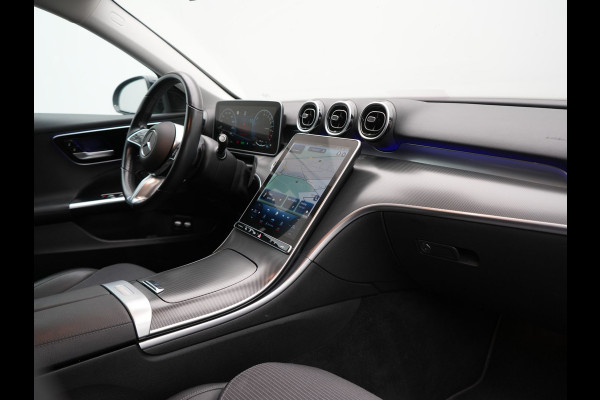 Mercedes-Benz C-Klasse Estate 300 e Avantgarde Plug In Hybrid 313pk Dealer O.H. PHEV | Trekhaak Af Fabriek | Camera | Night Pakket | Sportstoelen Verwarmd | Apple Carplay | Sfeerverlichting | Navigatie | Virtual | DAB |