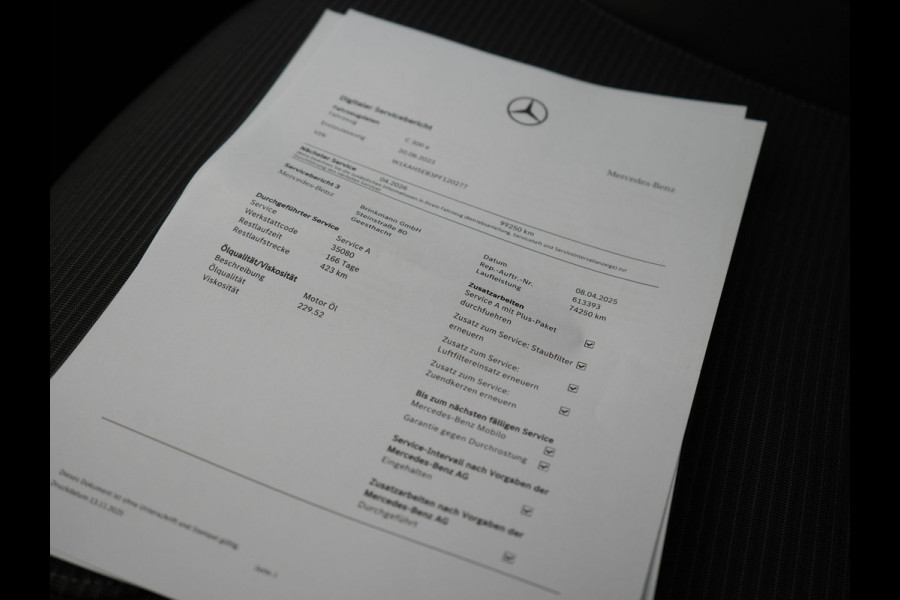 Mercedes-Benz C-Klasse Estate 300 e Avantgarde Plug In Hybrid 313pk Dealer O.H. PHEV | Trekhaak Af Fabriek | Camera | Night Pakket | Sportstoelen Verwarmd | Apple Carplay | Sfeerverlichting | Navigatie | Virtual | DAB |