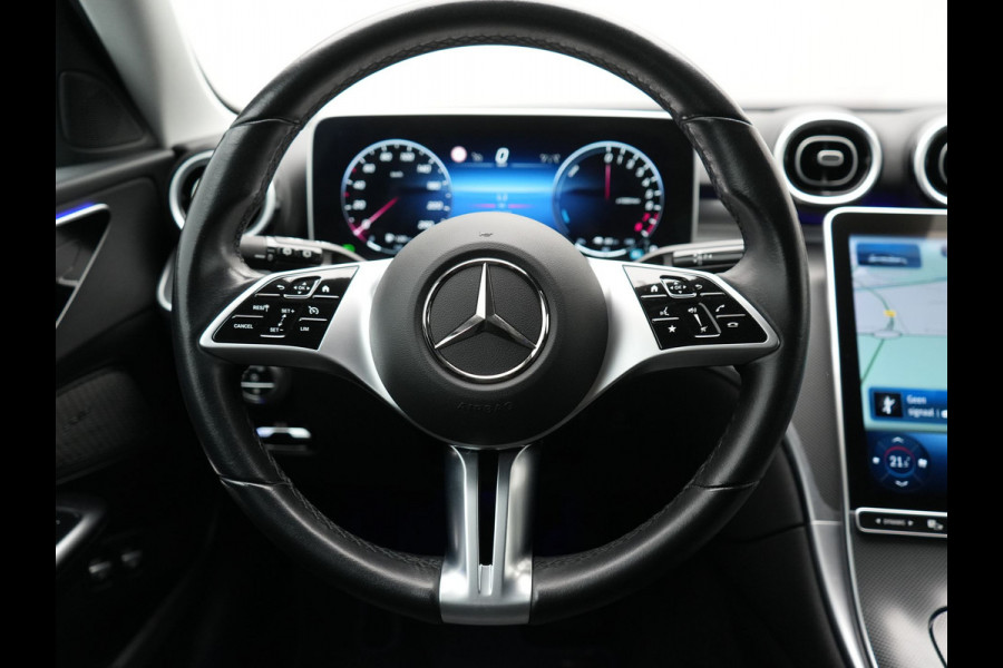 Mercedes-Benz C-Klasse Estate 300 e Avantgarde Plug In Hybrid 313pk Dealer O.H. PHEV | Trekhaak Af Fabriek | Camera | Night Pakket | Sportstoelen Verwarmd | Apple Carplay | Sfeerverlichting | Navigatie | Virtual | DAB |