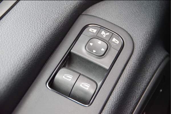 Mercedes-Benz Sprinter 319 3.0 CDI V6 L2H2 AUT. LED, 360 CAMERA, LEDER, TREKHAAK, MBUX10'', STOELVERWARMING, NAVI, CRUISE, CLIMA, PARKEERSENSOREN