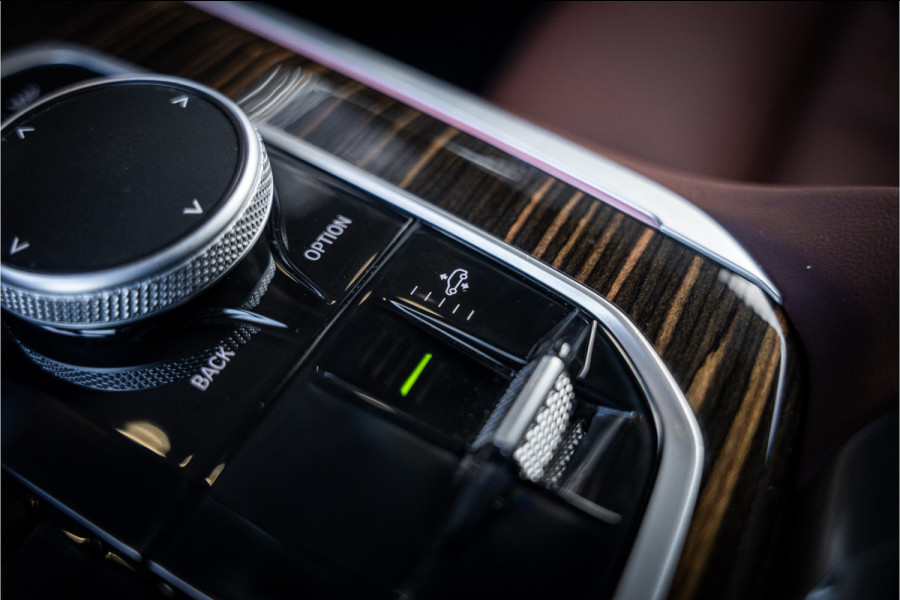 BMW X5 xDrive50e - M Sport | Panorama | H&K | Memory | 360 Camera