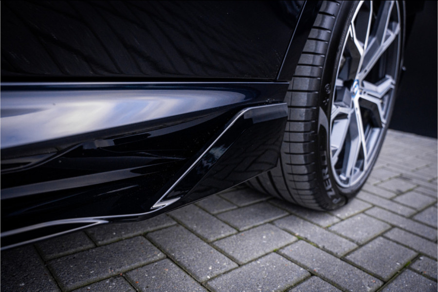 BMW X5 xDrive50e - M Sport | Panorama | H&K | Memory | 360 Camera