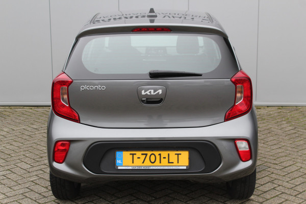 Kia Picanto 1.0-67pk DPi DynamicLine. Kwalitatief erg goed wagen voor jaren zorgeloos rijplezier! Airco, metallic lak, camera, cruise control, elektr. ramen v+a, Android auto/Apple carplay, DAB radio, USB aansl., LM wielen etc