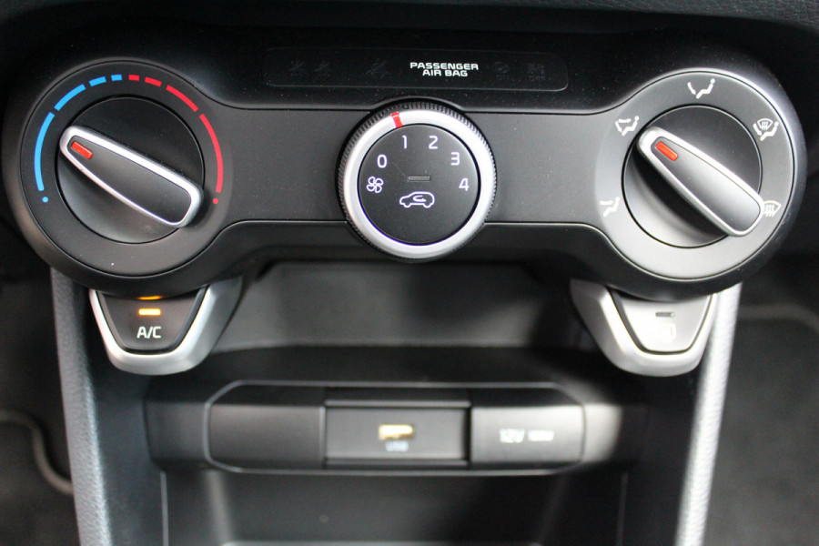 Kia Picanto 1.0-67pk DPi DynamicLine. Kwalitatief erg goed wagen voor jaren zorgeloos rijplezier! Airco, metallic lak, camera, cruise control, elektr. ramen v+a, Android auto/Apple carplay, DAB radio, USB aansl., LM wielen etc