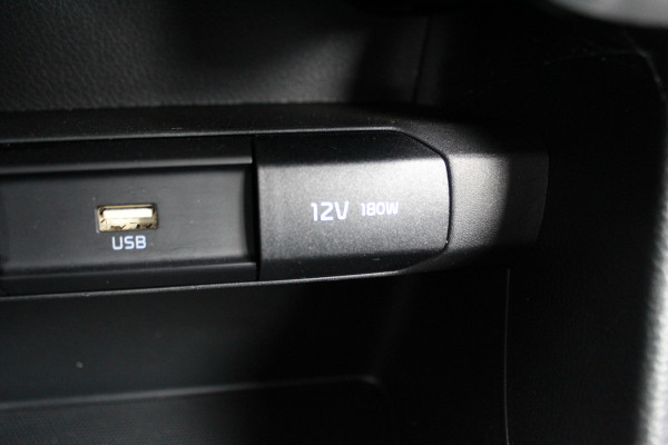 Kia Picanto 1.0-67pk DPi DynamicLine. Kwalitatief erg goed wagen voor jaren zorgeloos rijplezier! Airco, metallic lak, camera, cruise control, elektr. ramen v+a, Android auto/Apple carplay, DAB radio, USB aansl., LM wielen etc