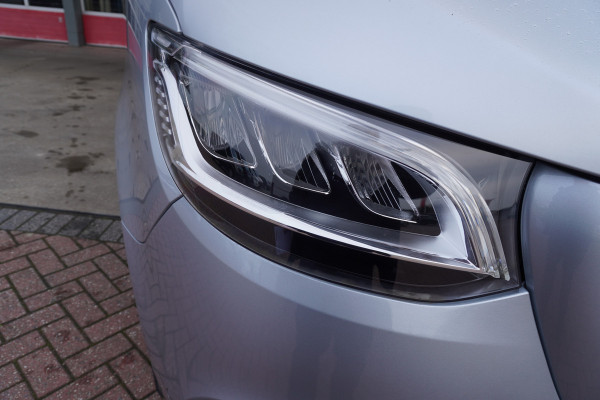 Mercedes-Benz Sprinter 319 CDI 191PK L2H2 Select Automaat nr. V113 | Airco | Cruise | Camera | LED