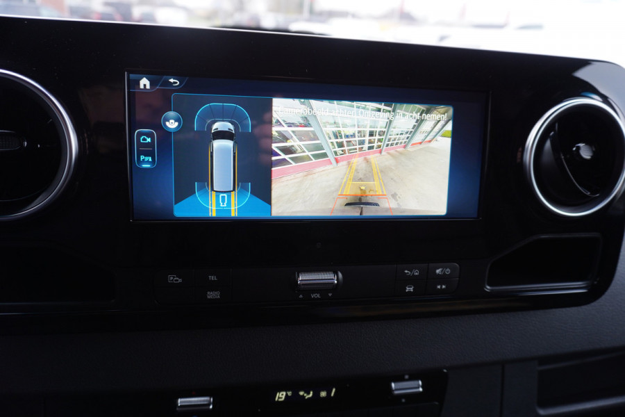 Mercedes-Benz Sprinter 319 CDI 191PK L2H2 Select Automaat nr. V113 | Airco | Cruise | Camera | LED