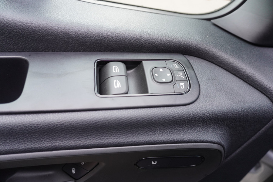 Mercedes-Benz Sprinter 319 CDI 191PK L2H2 Select Automaat nr. V113 | Airco | Cruise | Camera | LED