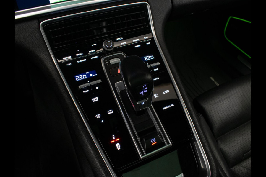 Porsche Panamera Sport Turismo 2.9 4 E-Hybrid Sport (PANORAMADAK,BOSE,SPORT CHRONO,SPORT UITLAAT,LEDER,CAMERA,VERWARMING,GETINT)