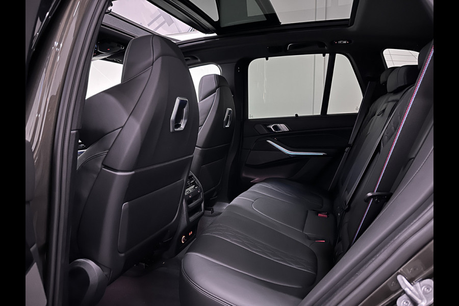 BMW X5 50e M-Pro Performance | M-Seats | M-Uitlaat | 360 Camera | ACC | Carbon | Indiv. Leder | Head-Up | Harman-Kardon | Keyless-Entry | 22'' | Trekhaak | Stoelventilatie | Iconic-Glow | M-Gordels | Zonwering | Stoelverwarming V+A | Rij-Assistent Pro |  Memory | Glaspook | Beker-Clima | Carplay | Draadloos Laden |