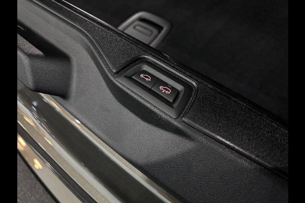 BMW X5 50e M-Pro Performance | M-Seats | M-Uitlaat | 360 Camera | ACC | Carbon | Indiv. Leder | Head-Up | Harman-Kardon | Keyless-Entry | 22'' | Trekhaak | Stoelventilatie | Iconic-Glow | M-Gordels | Zonwering | Stoelverwarming V+A | Rij-Assistent Pro |  Memory | Glaspook | Beker-Clima | Carplay | Draadloos Laden |