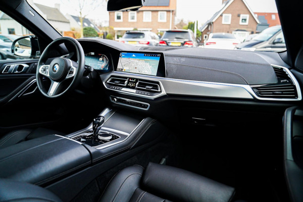 BMW X6 XDrive40i High Executive | M-performance | Driving Assisted Professional | Elektrische trekhaak | Panorama | Nappa leder
