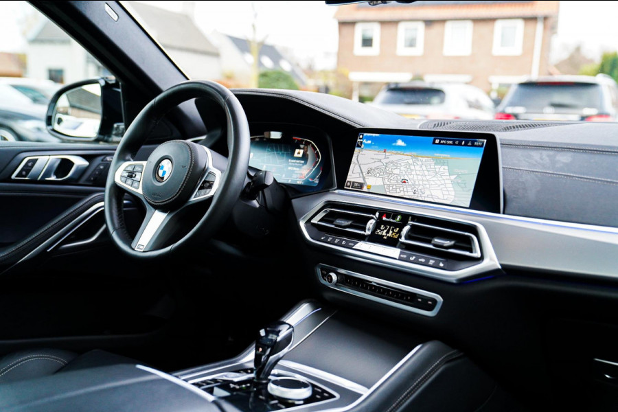 BMW X6 XDrive40i High Executive | M-performance | Driving Assisted Professional | Elektrische trekhaak | Panorama | Nappa leder