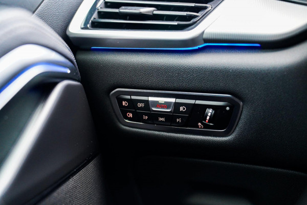 BMW X6 XDrive40i High Executive | M-performance | Driving Assisted Professional | Elektrische trekhaak | Panorama | Nappa leder