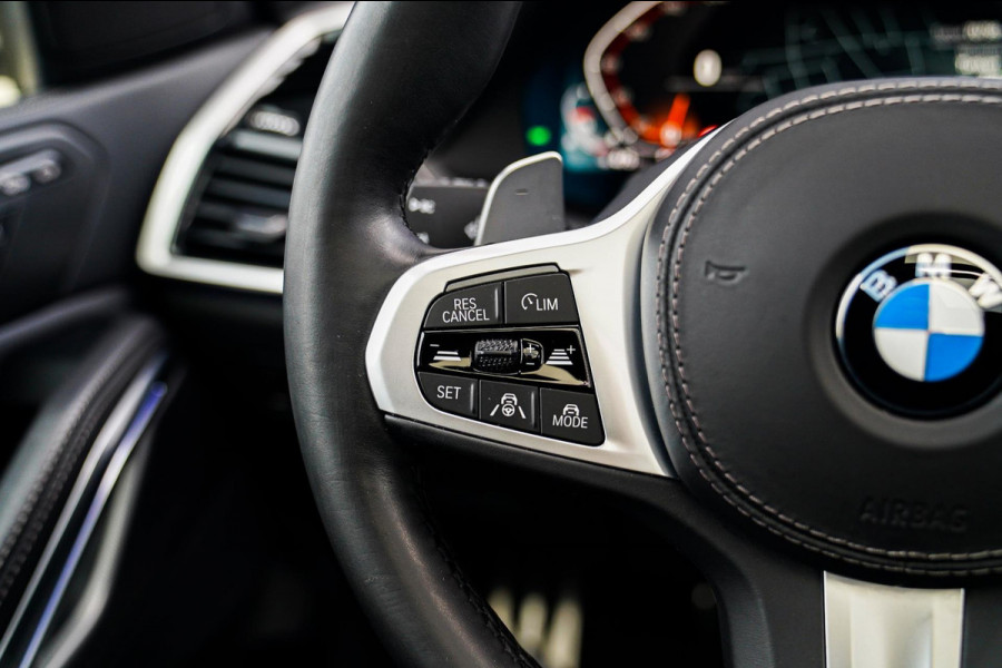 BMW X6 XDrive40i High Executive | M-performance | Driving Assisted Professional | Elektrische trekhaak | Panorama | Nappa leder