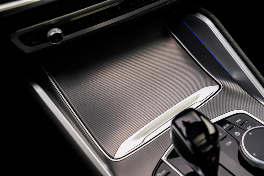 BMW X6 XDrive40i High Executive | M-performance | Driving Assisted Professional | Elektrische trekhaak | Panorama | Nappa leder